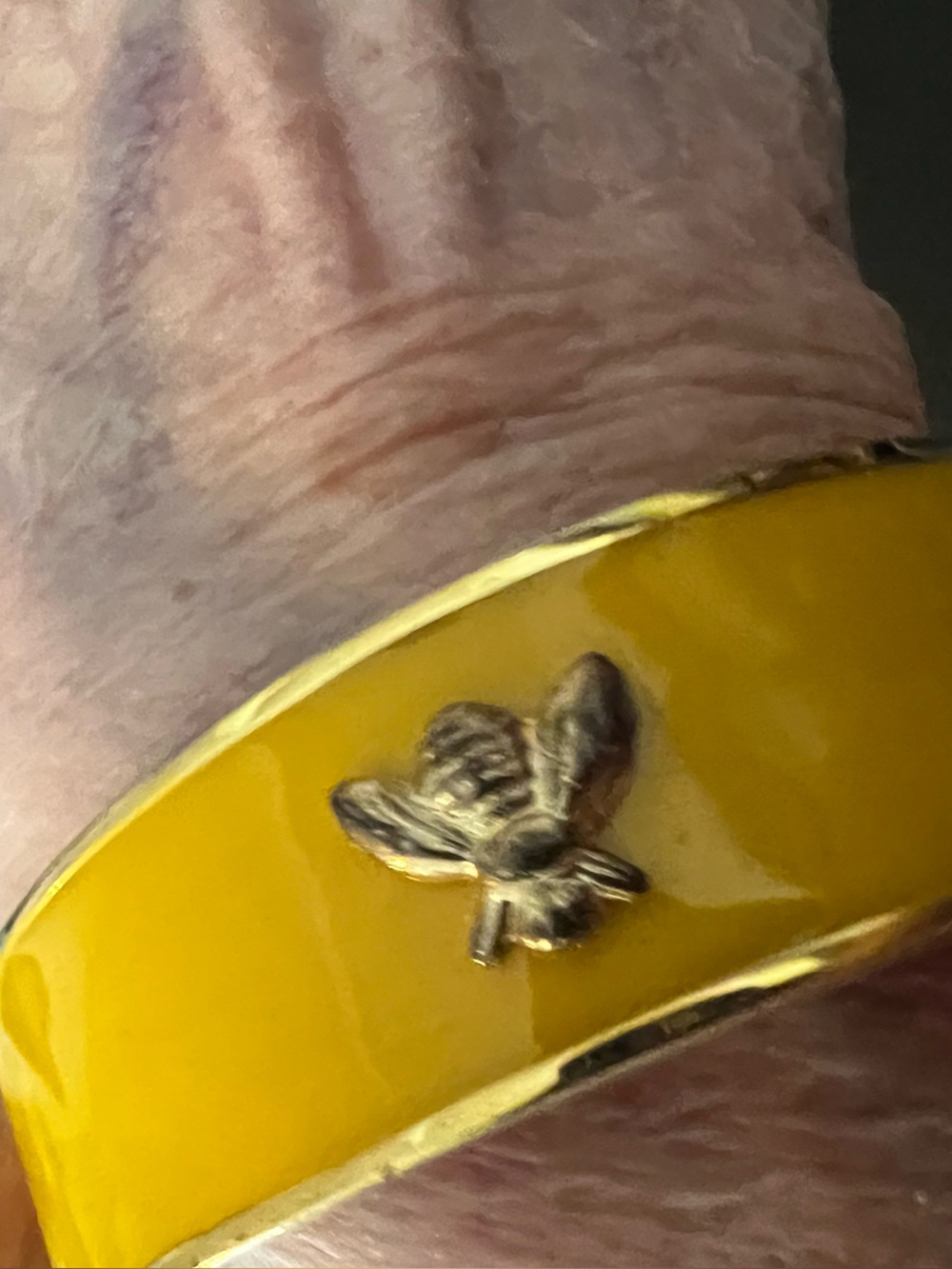 Yellow Enamel Bee Bangle Bracelet Vintage